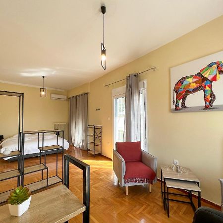 Chiou Spacious 90Sqm Apt In Atina Dış mekan fotoğraf