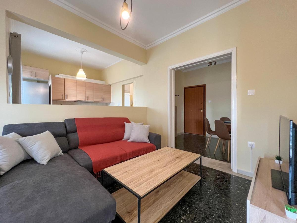 Chiou Spacious 90Sqm Apt In Atina Dış mekan fotoğraf