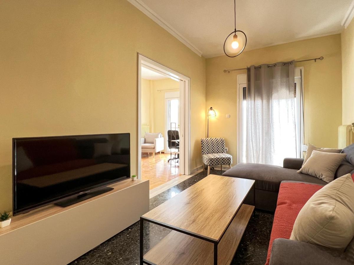Chiou Spacious 90Sqm Apt In Atina Dış mekan fotoğraf
