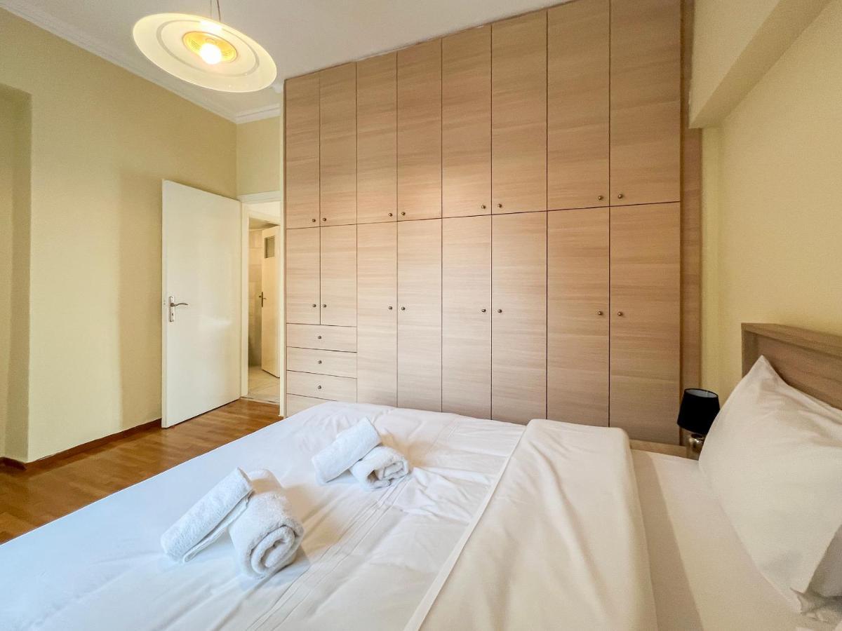 Chiou Spacious 90Sqm Apt In Atina Dış mekan fotoğraf