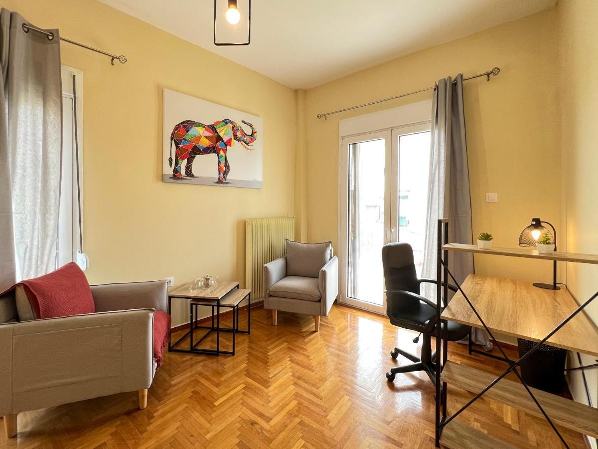 Chiou Spacious 90Sqm Apt In Atina Dış mekan fotoğraf