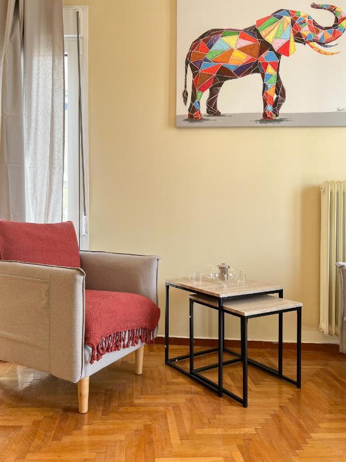 Chiou Spacious 90Sqm Apt In Atina Dış mekan fotoğraf