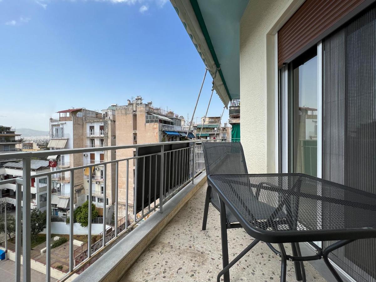 Chiou Spacious 90Sqm Apt In Atina Dış mekan fotoğraf