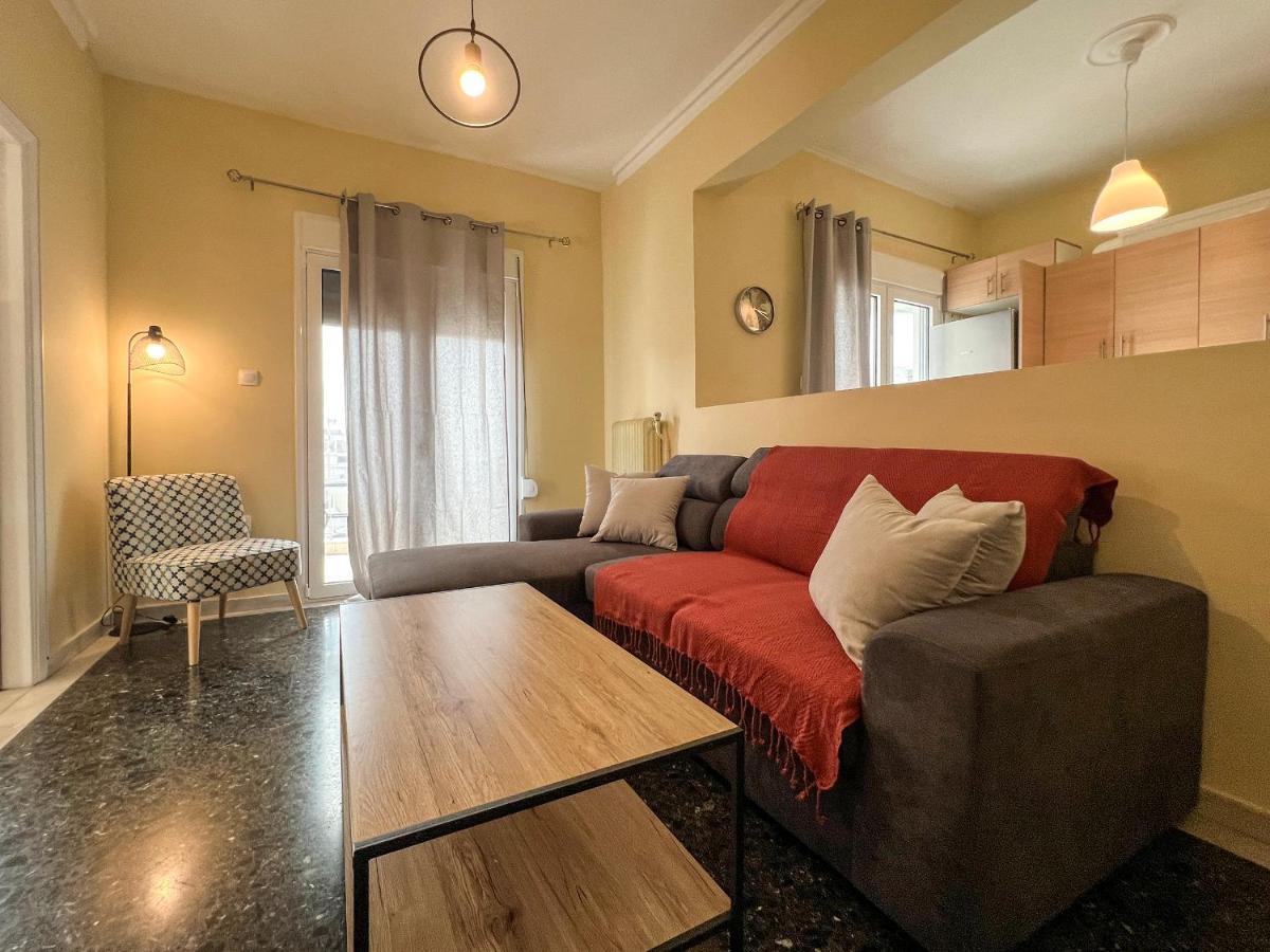 Chiou Spacious 90Sqm Apt In Atina Dış mekan fotoğraf